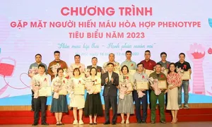 Bệnh nhân thalassemia truyền máu nhiều lần sinh kháng thể bất thường