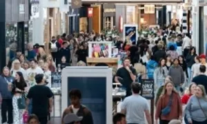 Người Mỹ có thể giảm chi tiêu dịp Black Friday vì áp lực tài chính